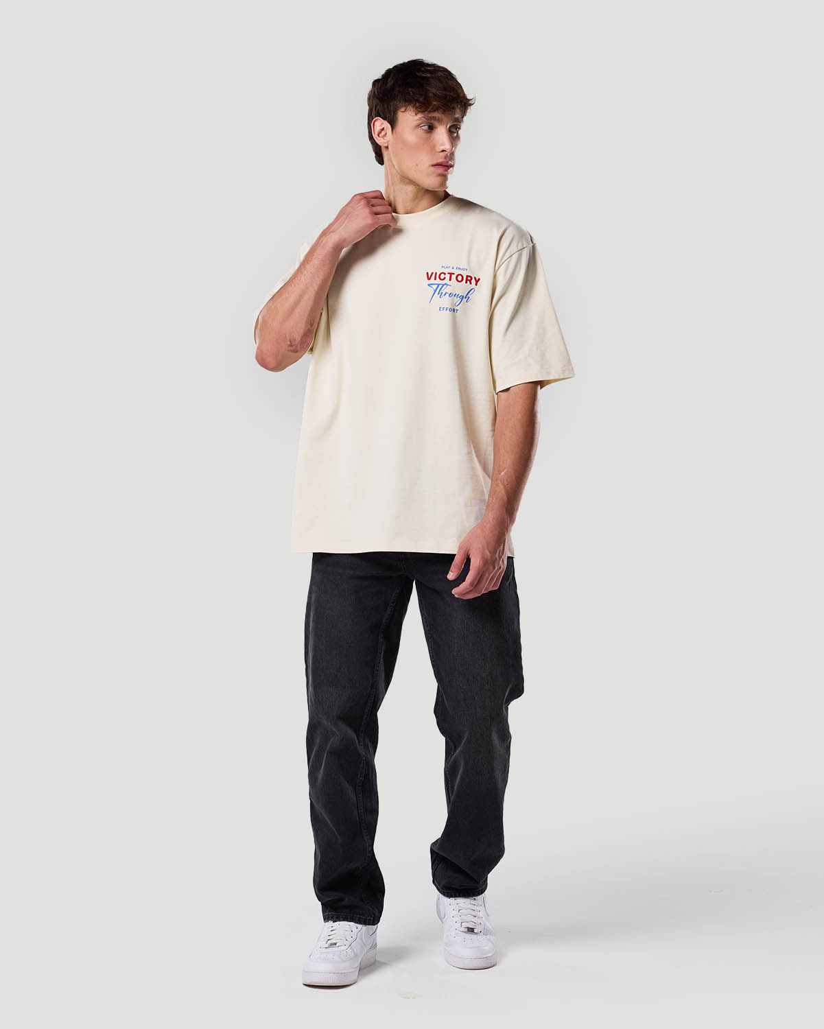 Camiseta Gr&aacute;fica para Hombre-BLANCO ANTIGUO image number 0