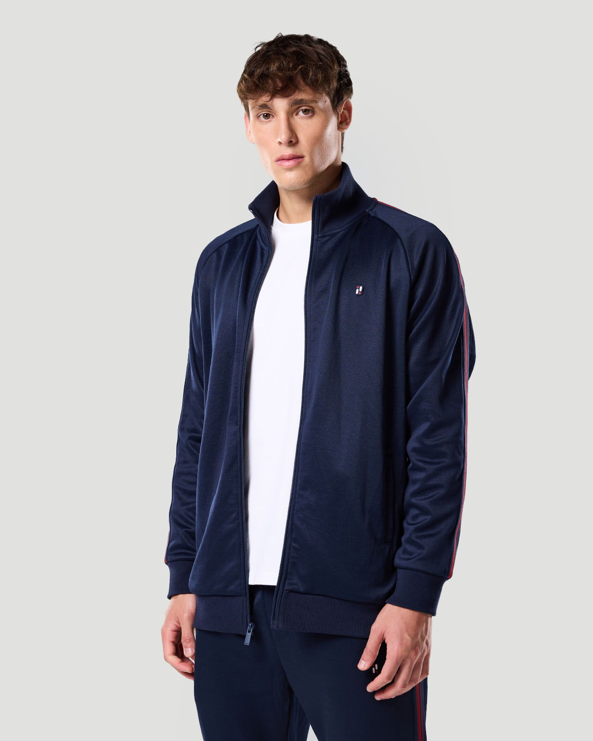 Chaqueta Deportiva para Hombre-NEGRO IRIS (AZUL MARINO) image number 3