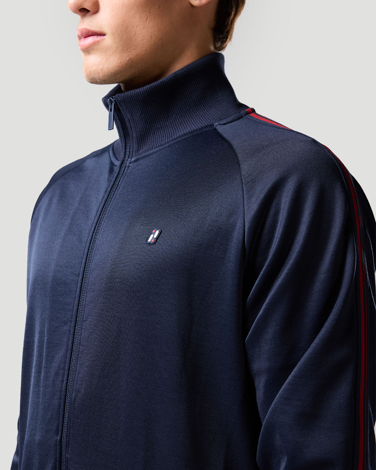 Chaqueta Deportiva para Hombre-NEGRO IRIS (AZUL MARINO) image number 4