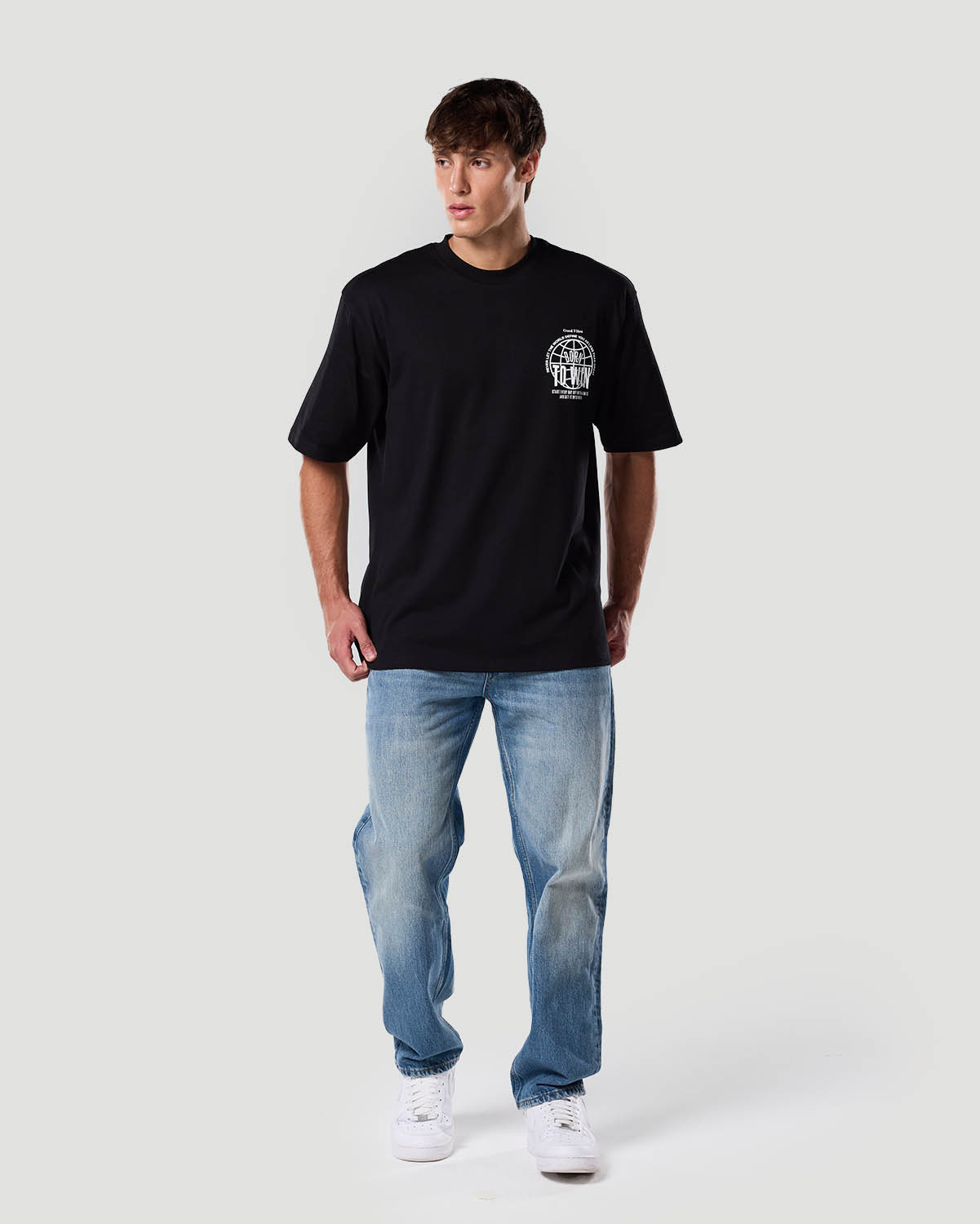 Camiseta Gr&aacute;fica para Hombre-NEGRO AZABACHE image number 0